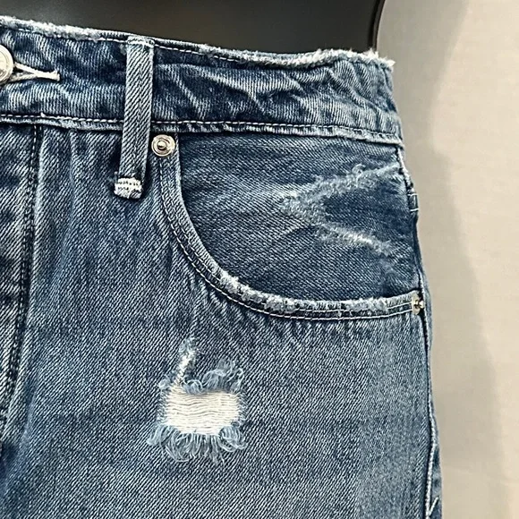 Good American Blue Distressed Jean Shorts 4/27